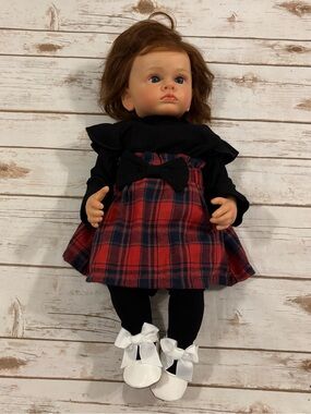 Reborn Anatomically Correct Baby Girl Doll With Outfit